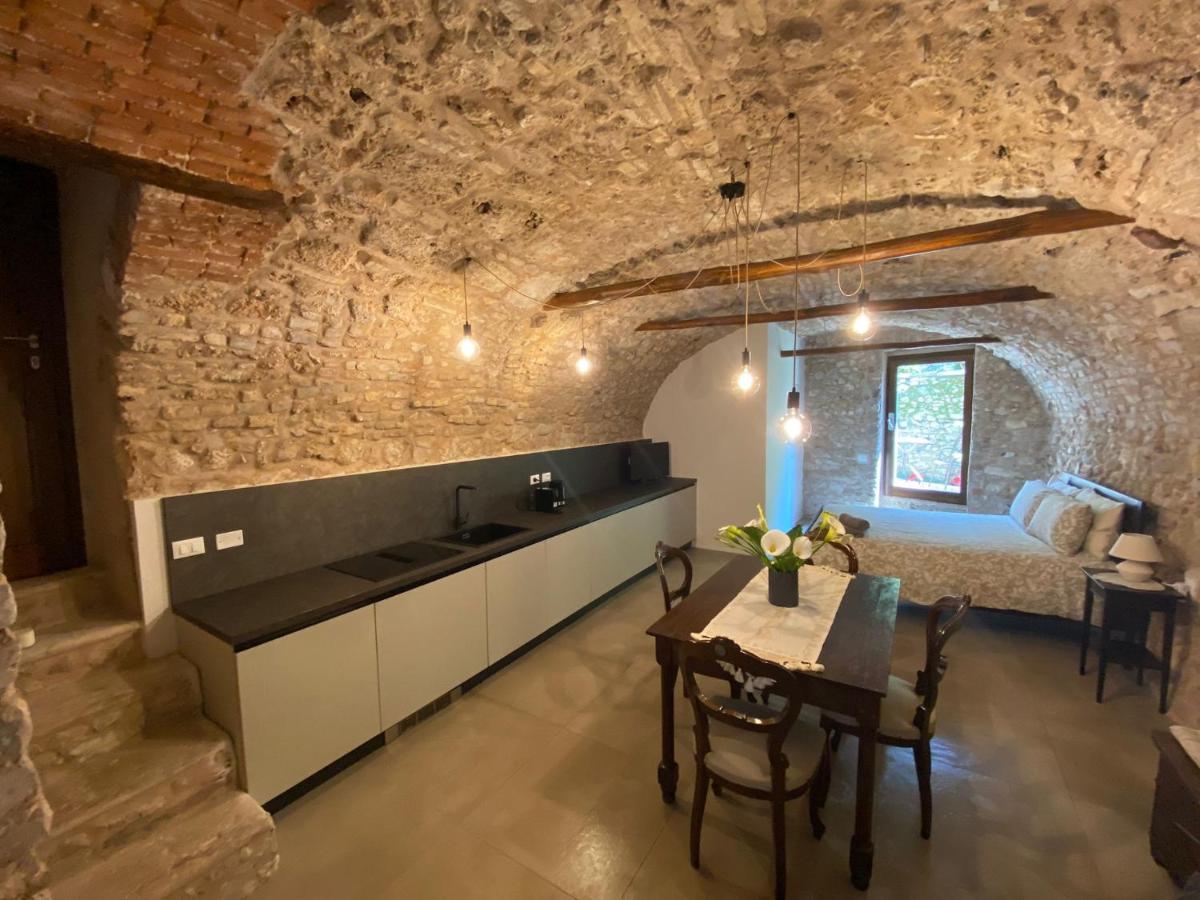 Appartement Casa Castello à Salò Extérieur photo