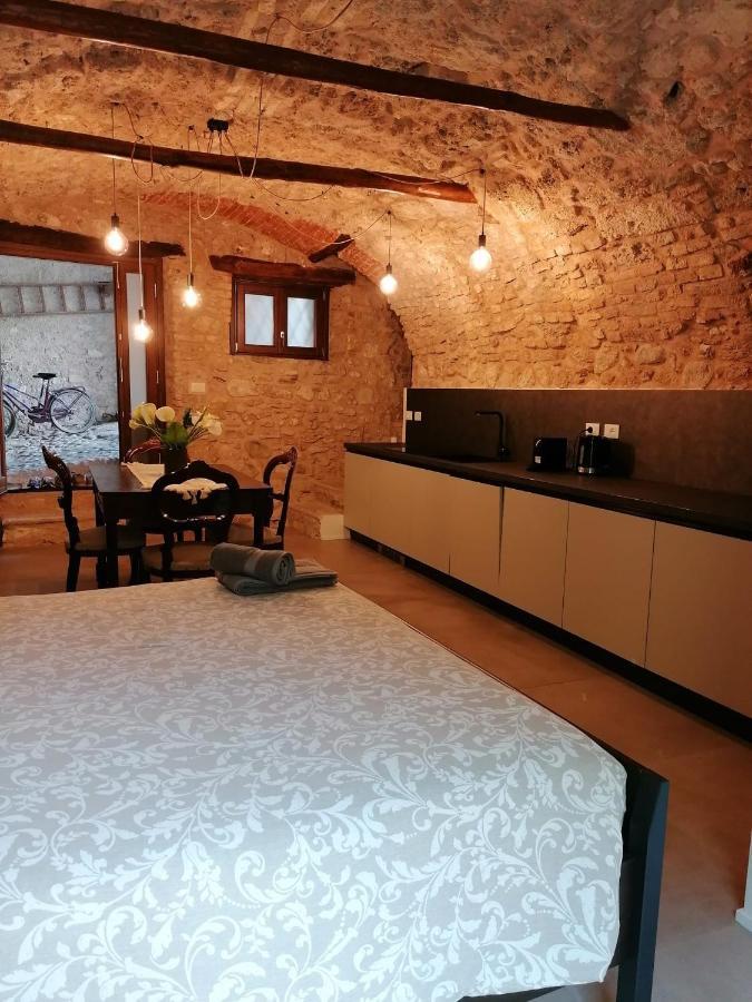 Appartement Casa Castello à Salò Extérieur photo