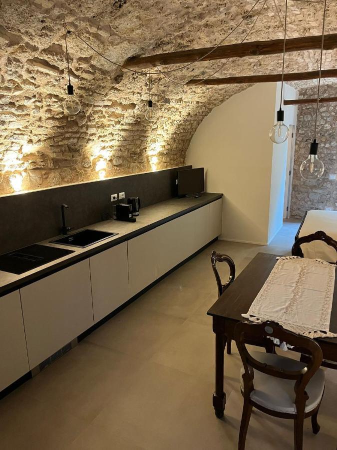 Appartement Casa Castello à Salò Extérieur photo